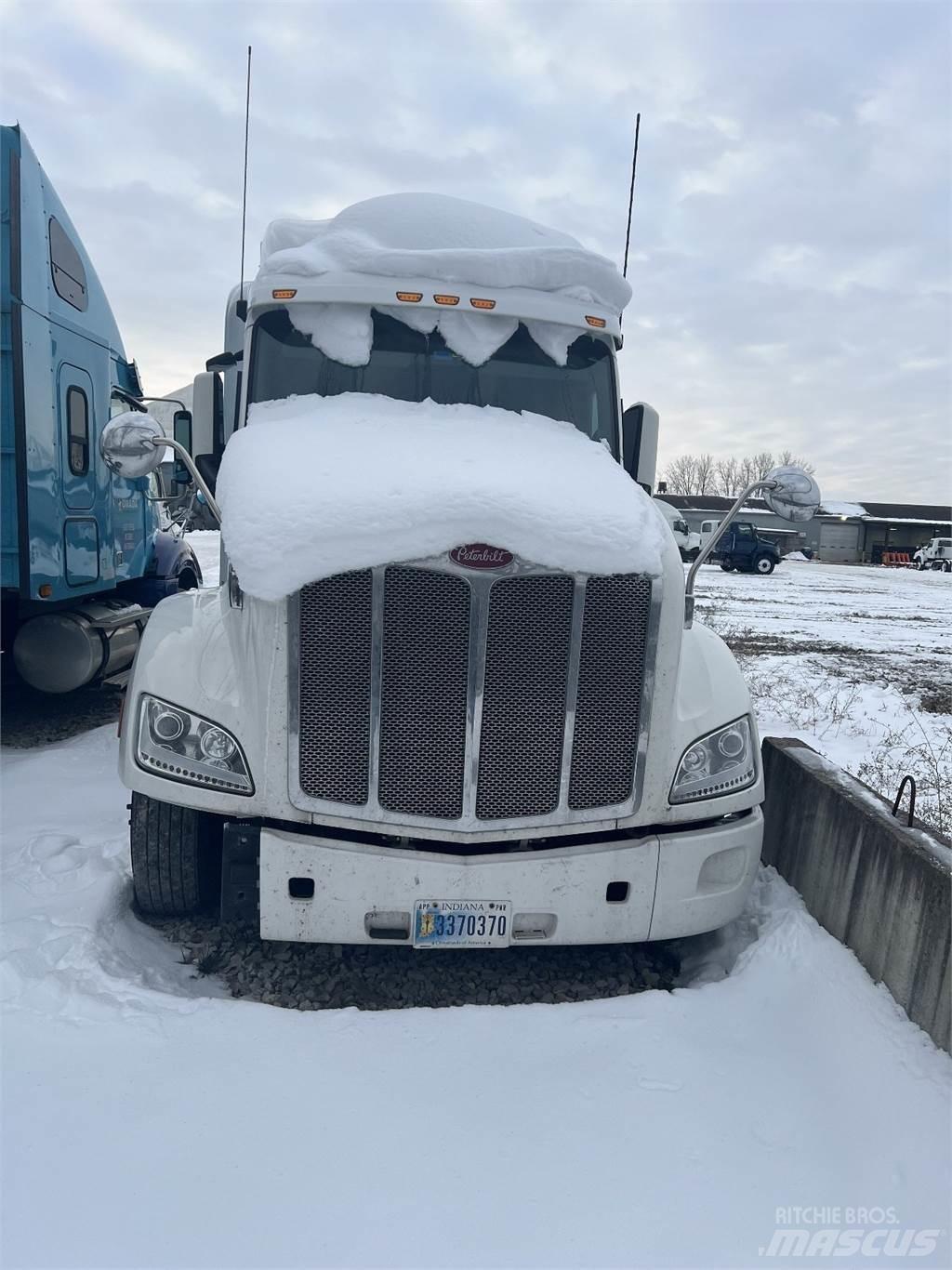 Peterbilt 579 曳引機組件