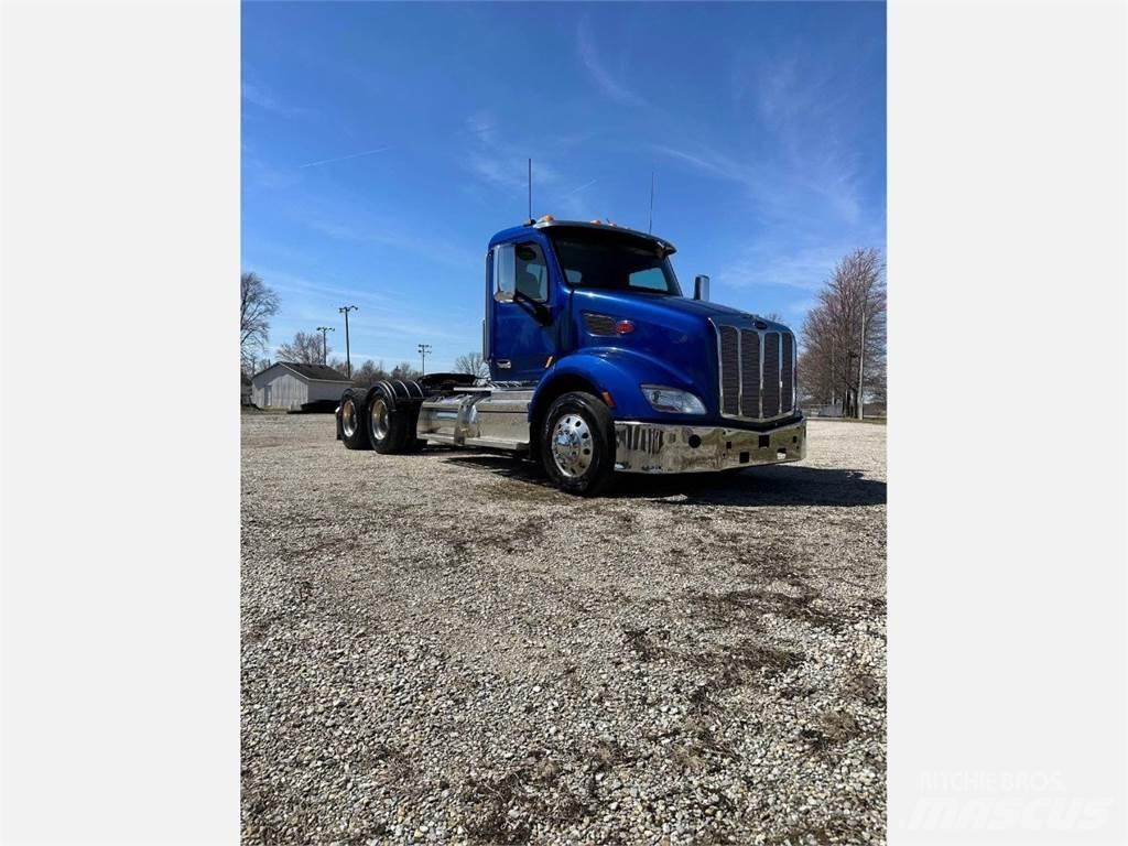 Peterbilt 579 曳引機組件