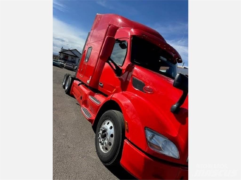 Peterbilt 579 曳引機組件