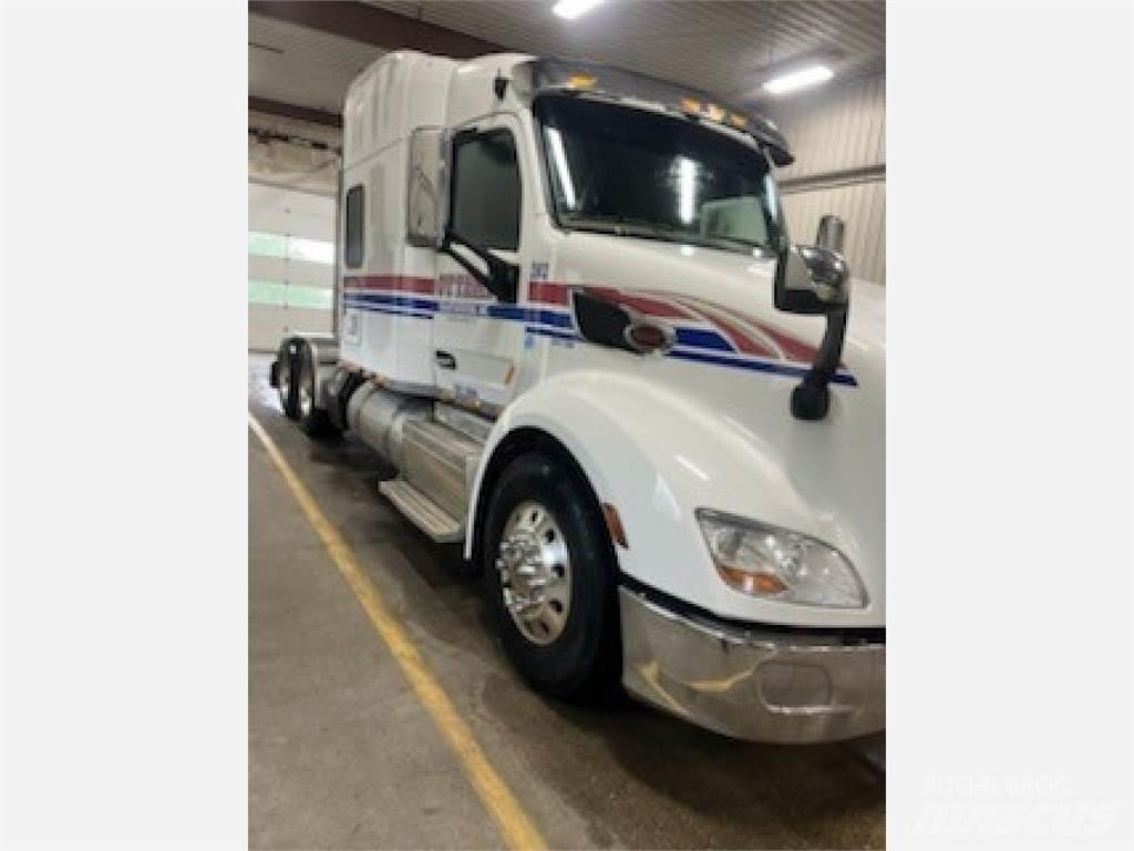 Peterbilt 579 曳引機組件