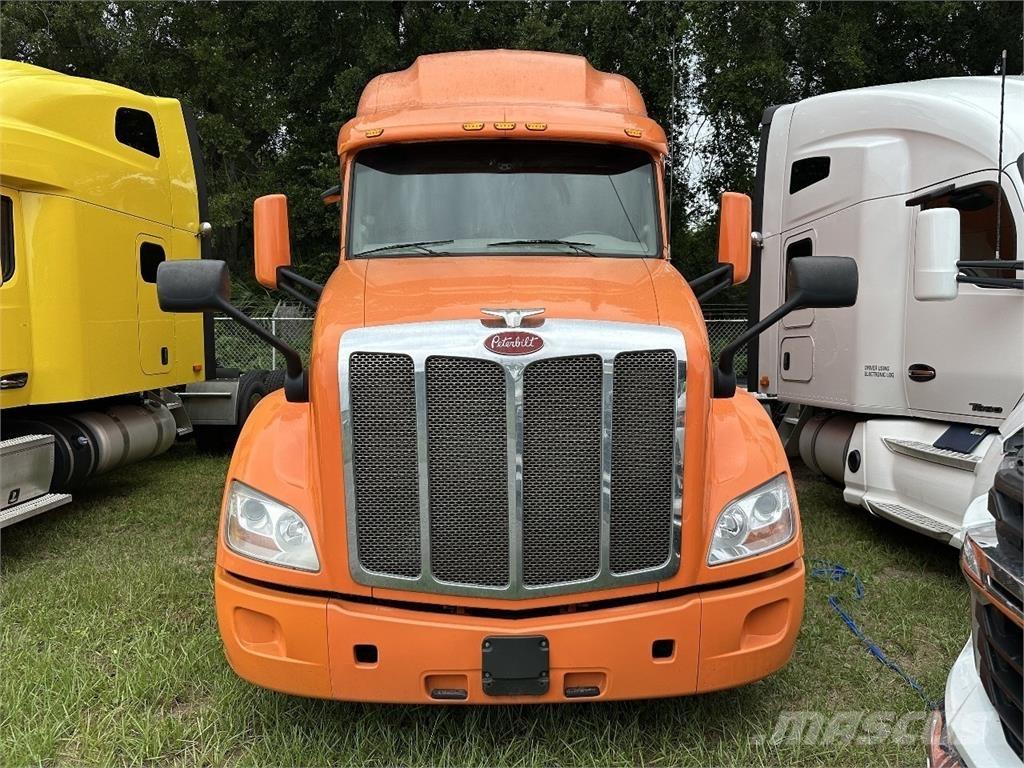 Peterbilt 579 曳引機組件