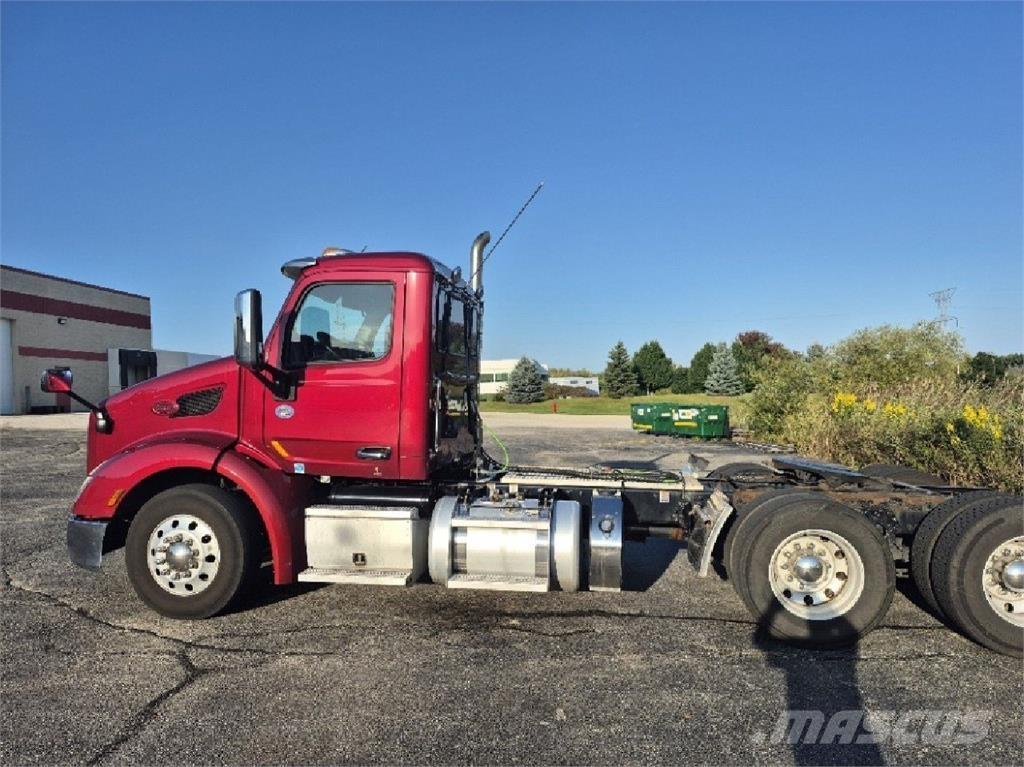 Peterbilt 579 曳引機組件