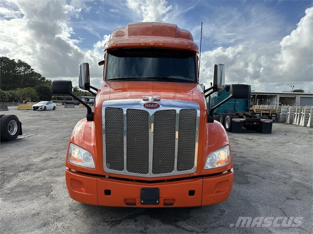 Peterbilt 579 曳引機組件