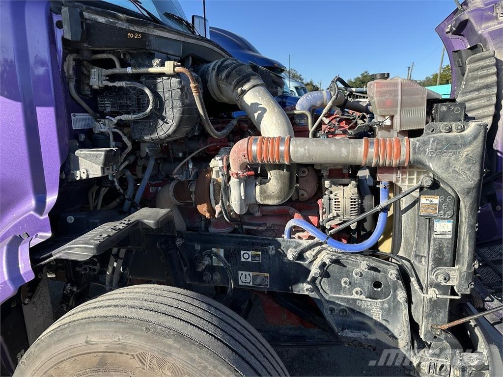 Peterbilt 579 曳引機組件