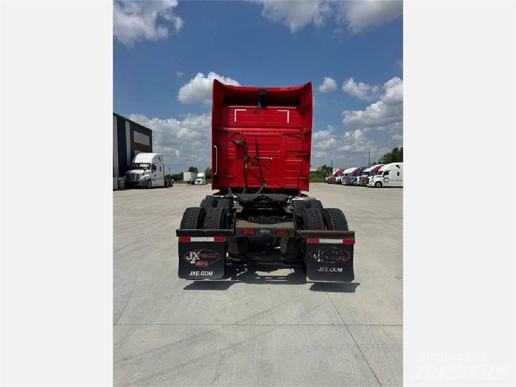 Volvo VNL 860 曳引機組件