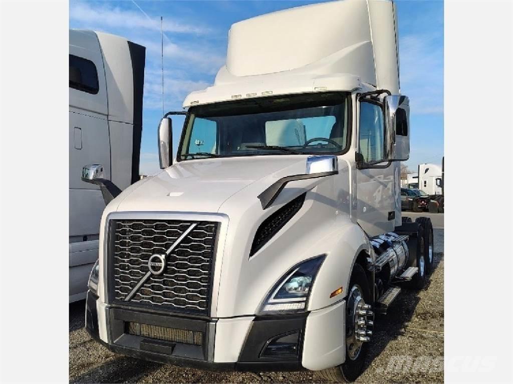 Volvo VNL300 曳引機組件