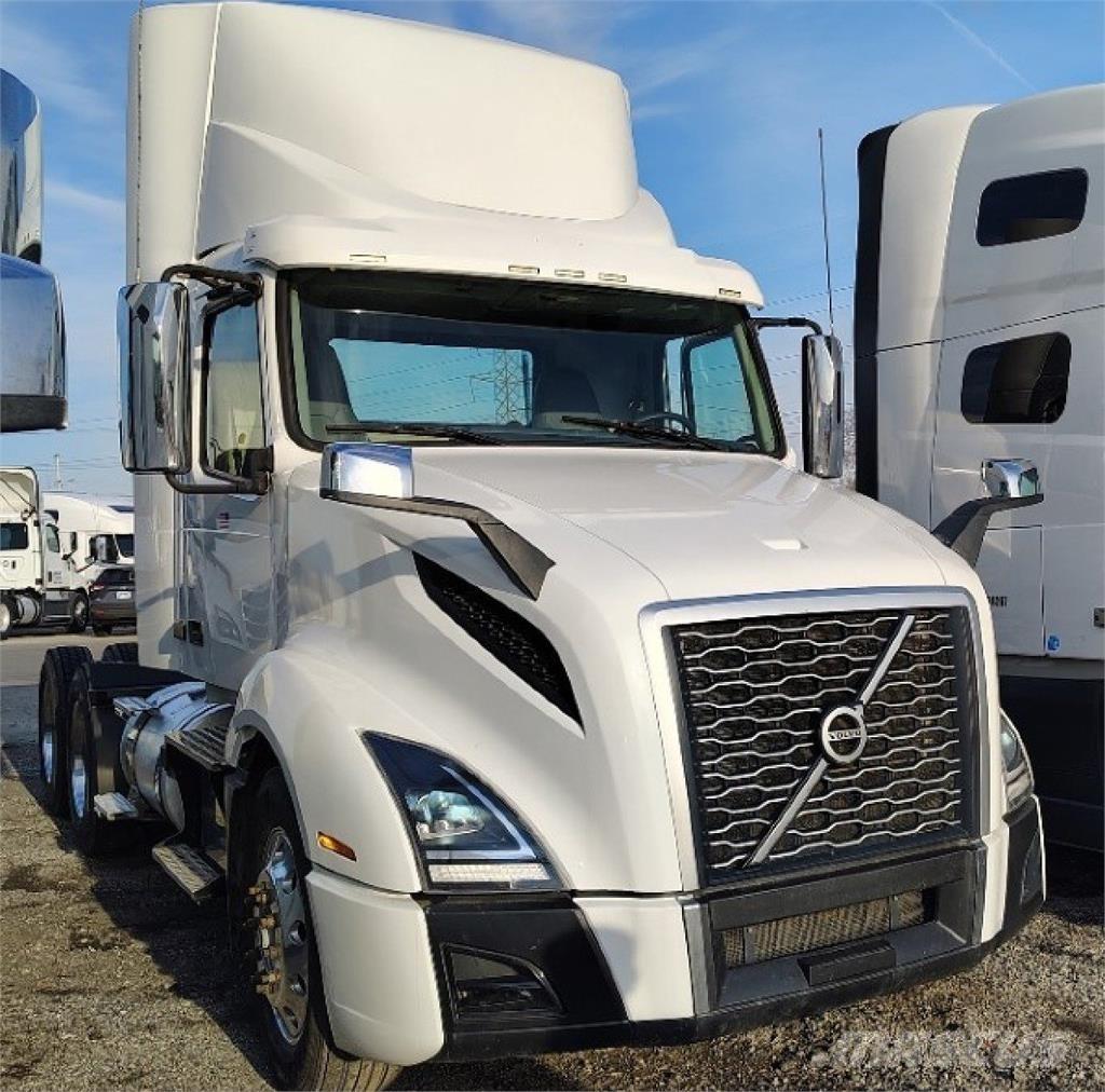 Volvo VNL300 曳引機組件