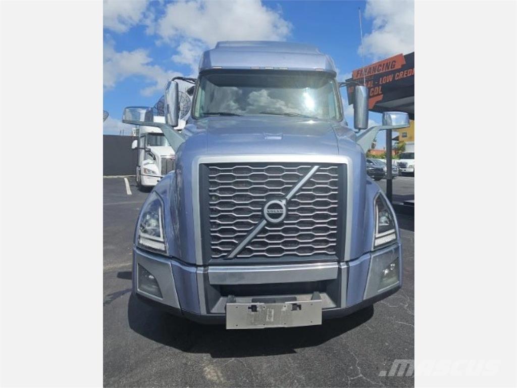 Volvo VNL64T760 曳引機組件
