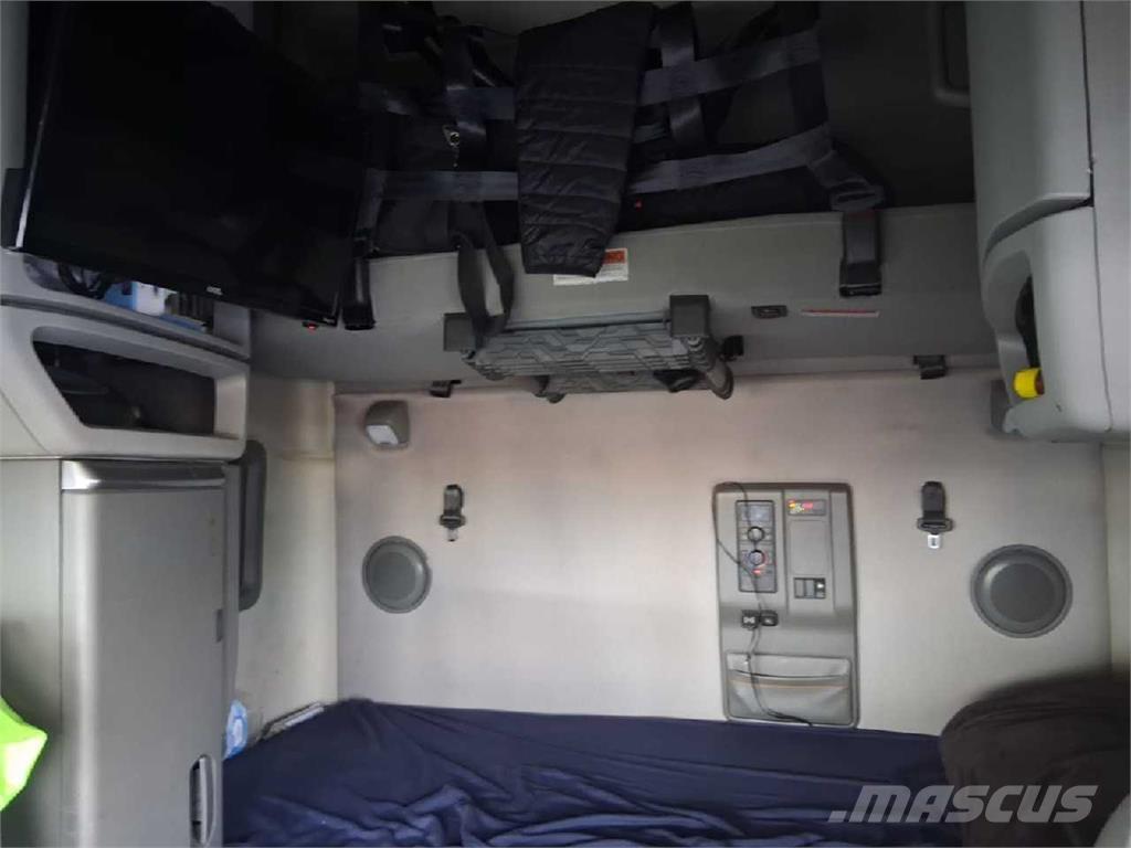 Volvo VNL64T760 曳引機組件