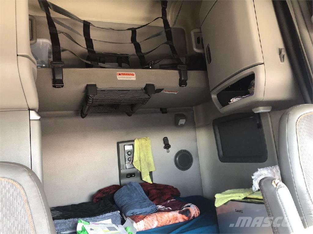 Volvo VNL64T760 曳引機組件