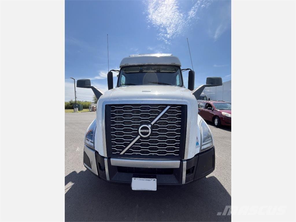 Volvo VNL860 曳引機組件