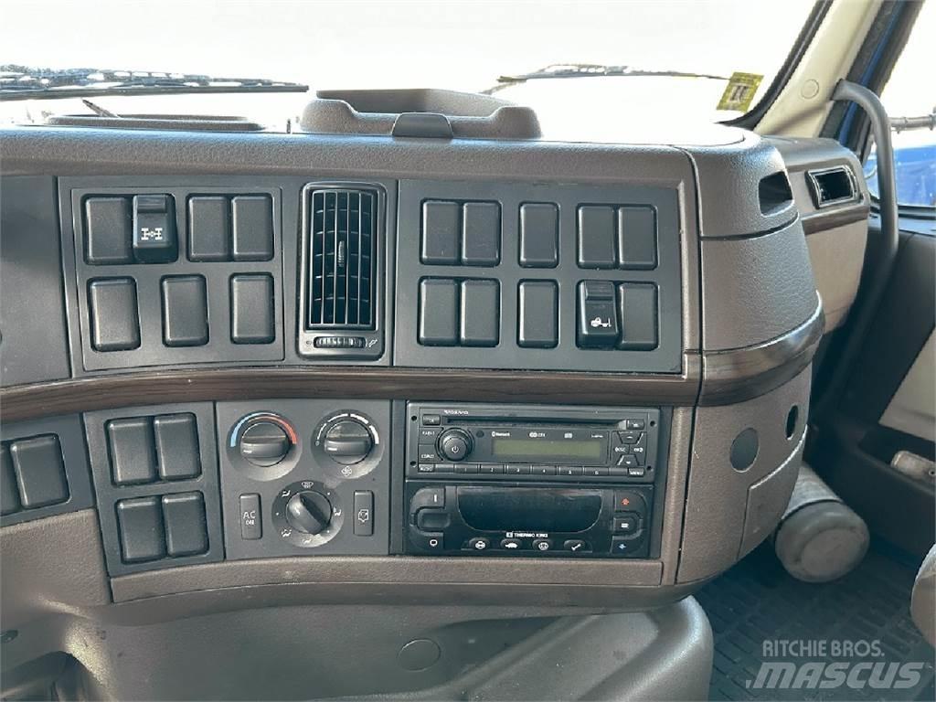 Volvo VNM64T200 溫控卡車