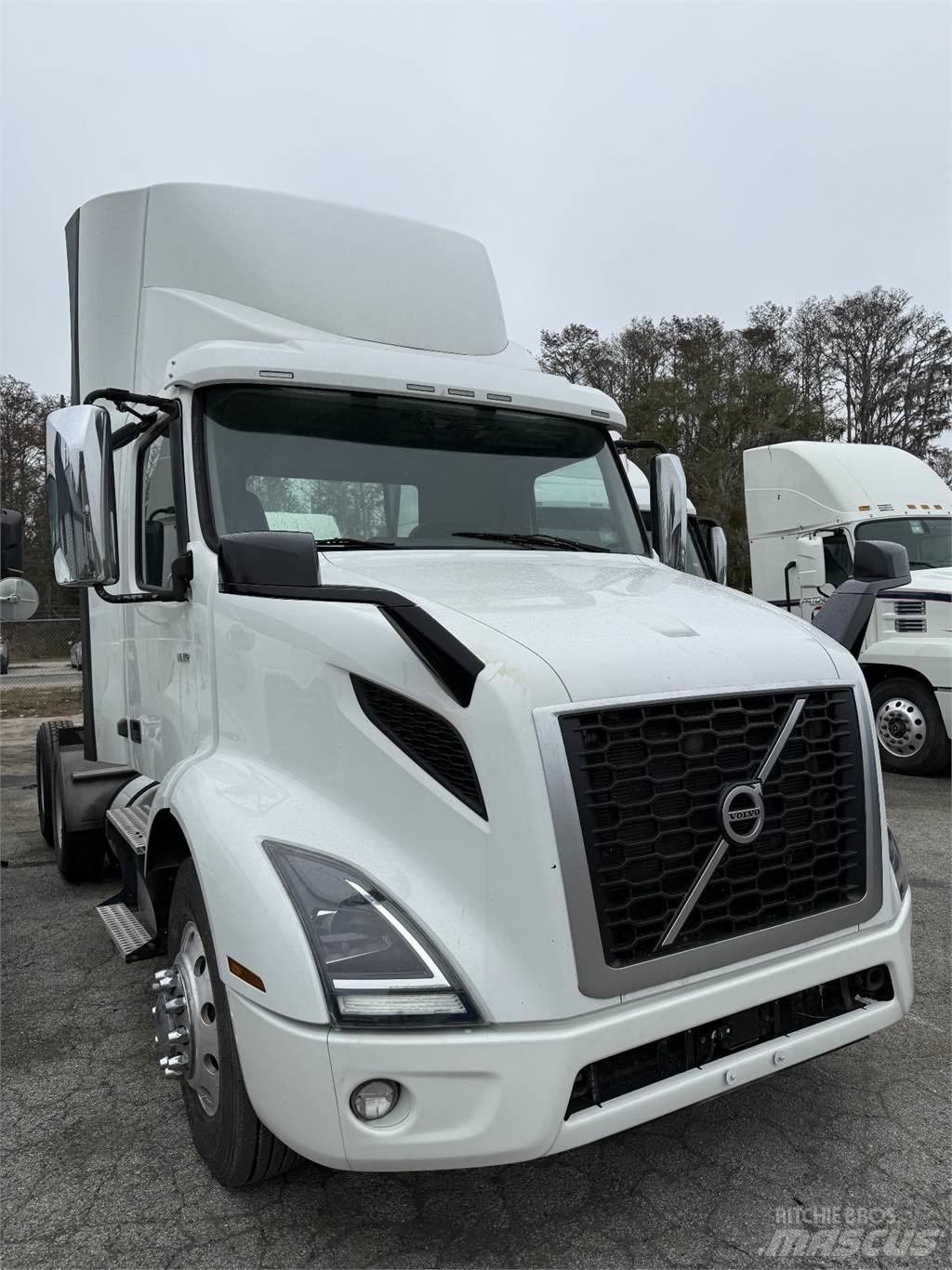 Volvo VNR64T300 曳引機組件