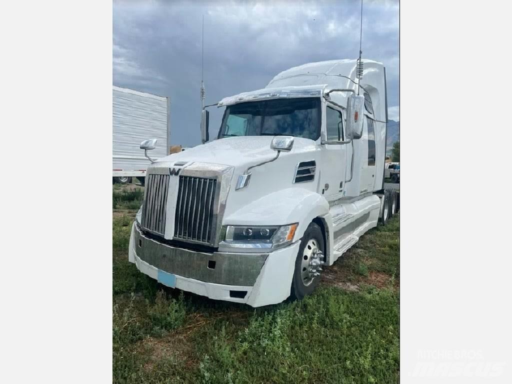 Western Star 5700XE 曳引機組件
