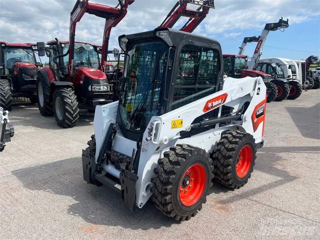 Bobcat S550 滑移轉向裝載機