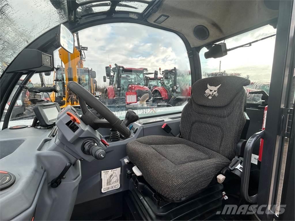 Bobcat TL30.70 伸縮臂操作車