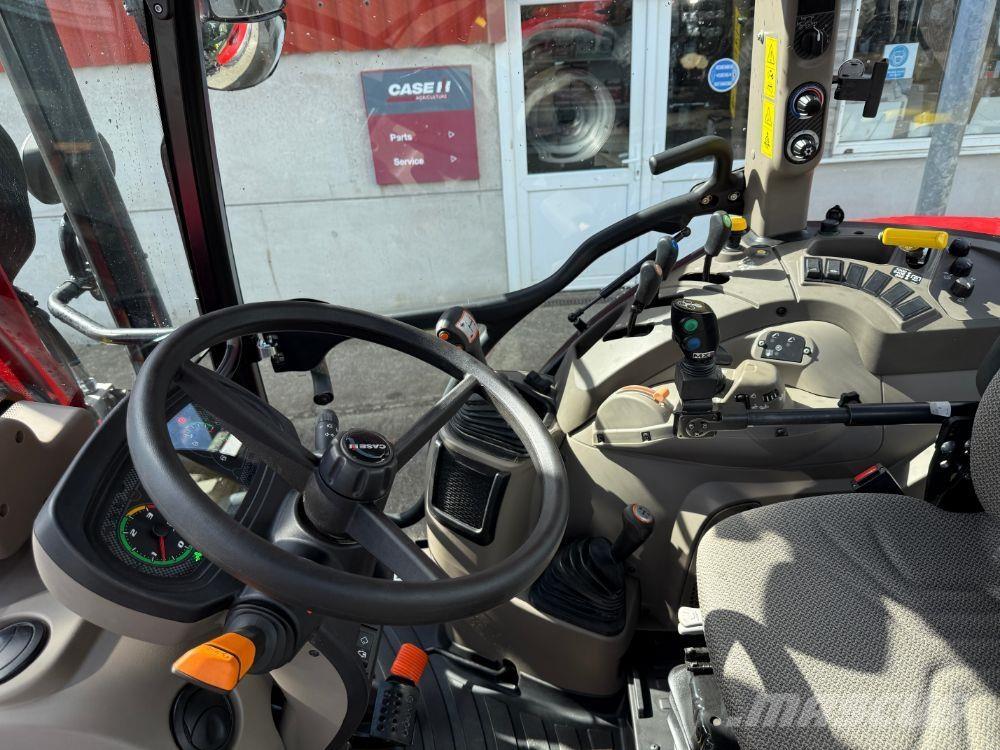 Case IH Farmall C 120 曳引機