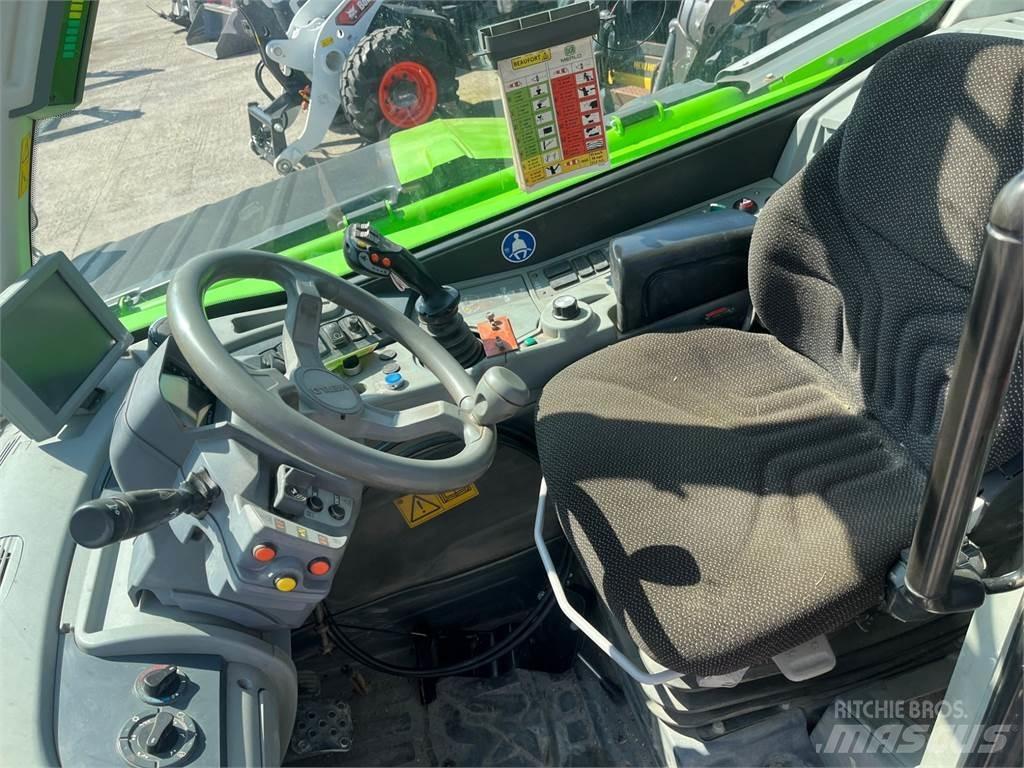 Merlo 42.7 伸縮臂操作車