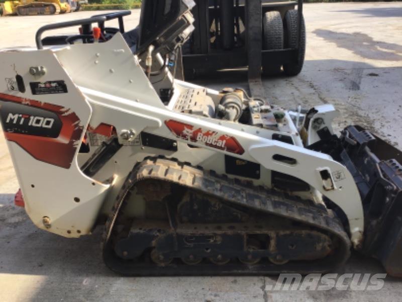 Bobcat MT100 滑移轉向裝載機
