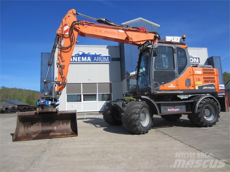 Doosan DX140W-3 旋轉式挖土機/掘鑿機/挖掘機