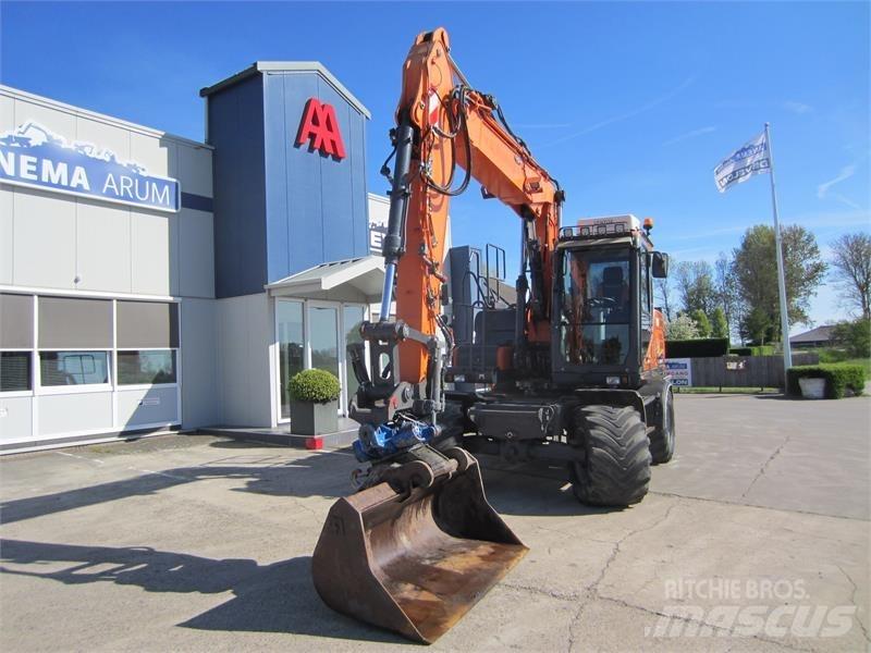 Doosan DX140W-3 旋轉式挖土機/掘鑿機/挖掘機