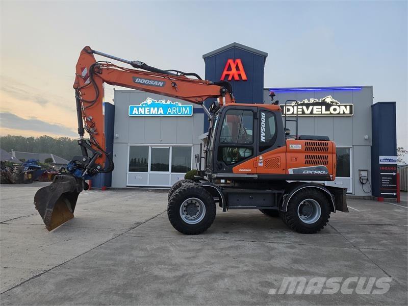 Doosan DX140W-5 旋轉式挖土機/掘鑿機/挖掘機