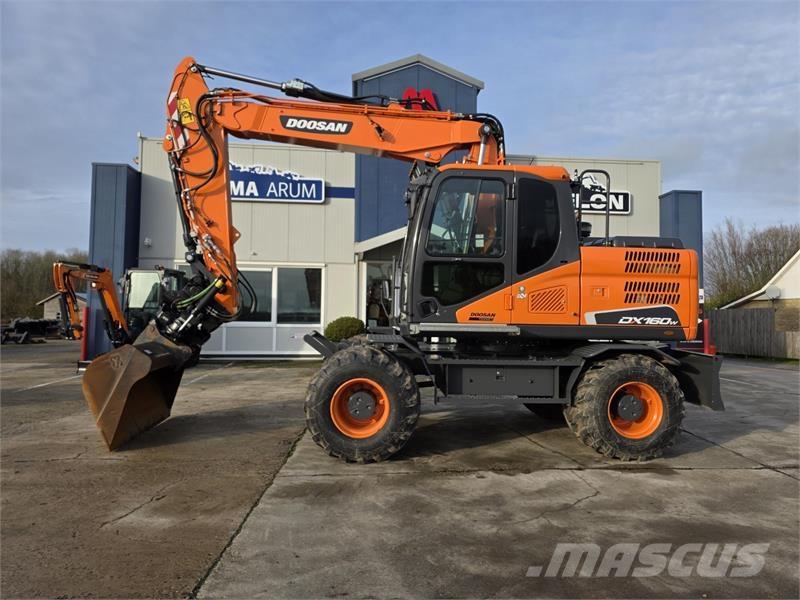 Doosan DX160W-5 旋轉式挖土機/掘鑿機/挖掘機