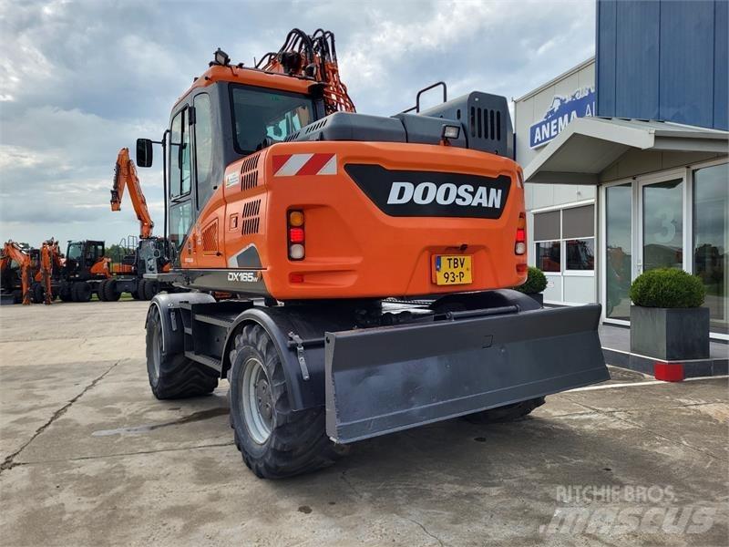 Doosan DX165W-5 旋轉式挖土機/掘鑿機/挖掘機