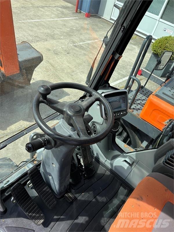 Doosan DX170W-5 旋轉式挖土機/掘鑿機/挖掘機