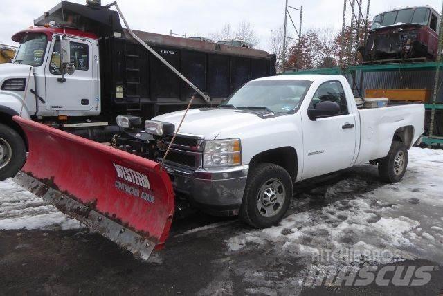 Chevrolet 2500HD 皮卡.傳統半斗卡車/側卸板
