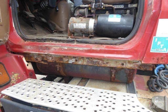 Ford L9000 商用底盤車