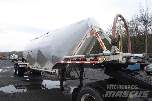 Fruehauf Bulk 罐體拖車