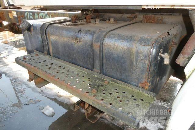 Hino 145 商用底盤車