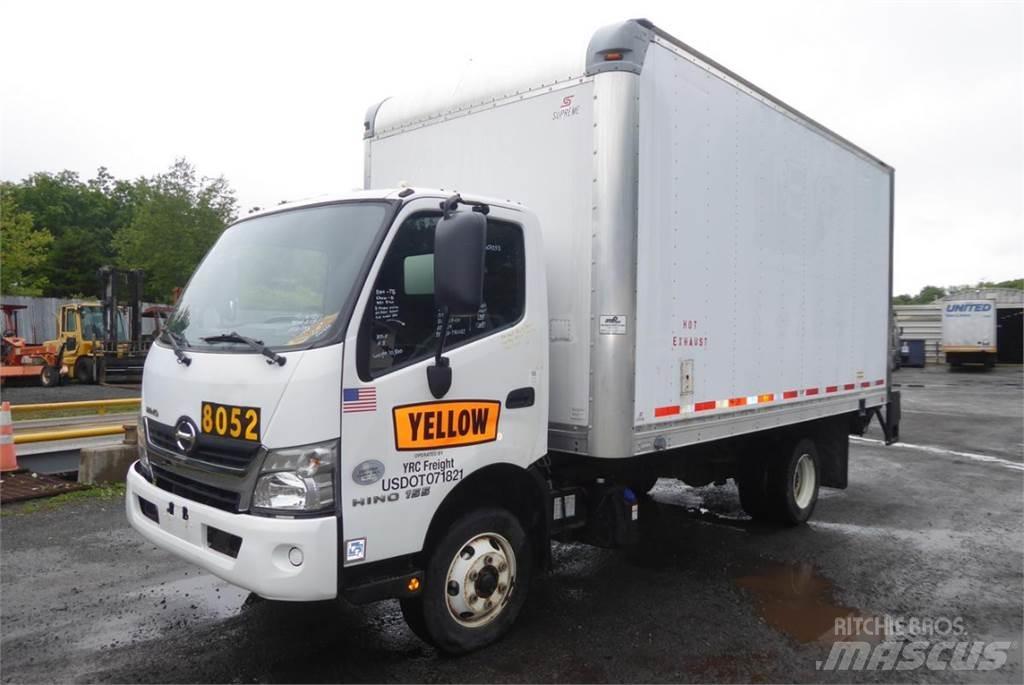 Hino 155 貨箱式卡車