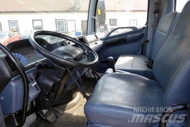 Hino NB165 商用底盤車