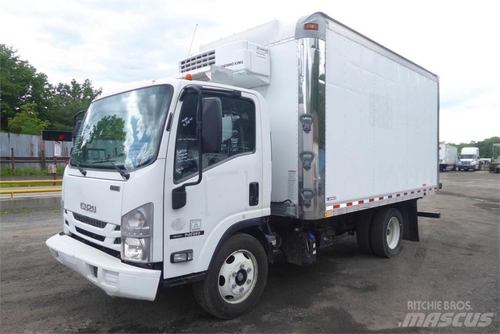Isuzu NPR 貨箱式卡車