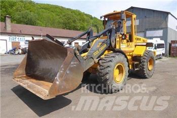 JCB 426B 輪胎式裝載機