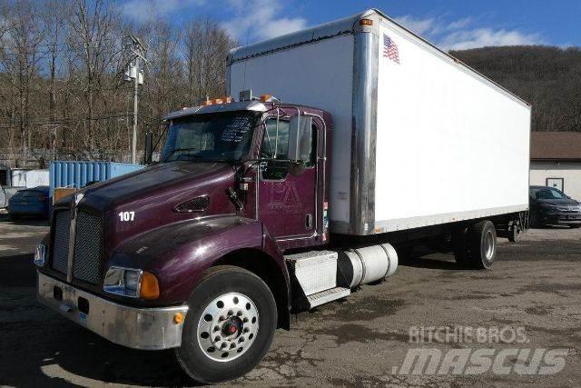 Kenworth T300 貨箱式卡車