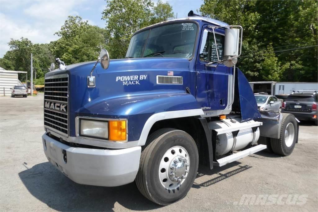 Mack CH612 商用底盤車