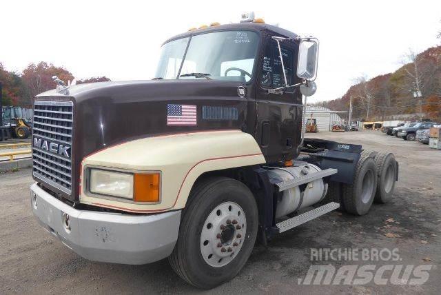 Mack CH613 商用底盤車
