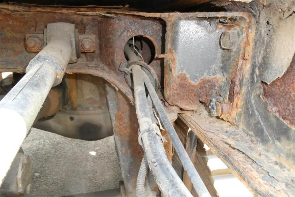 Mack CL733 商用底盤車