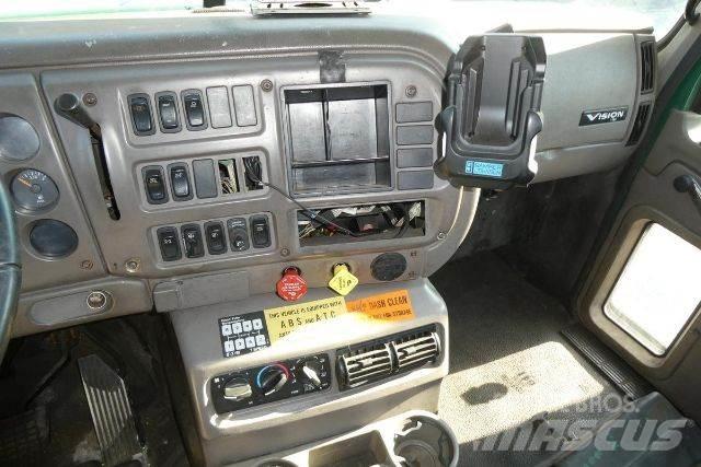 Mack CXN612 商用底盤車