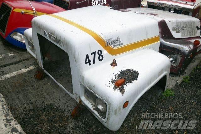 Mack R690T 其他組件