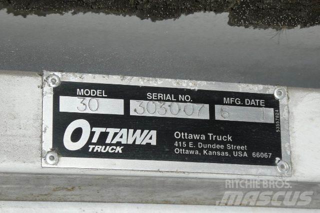 Ottawa 30 終端式曳引機