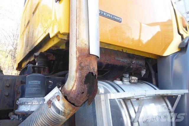 Sterling L8500 商用底盤車