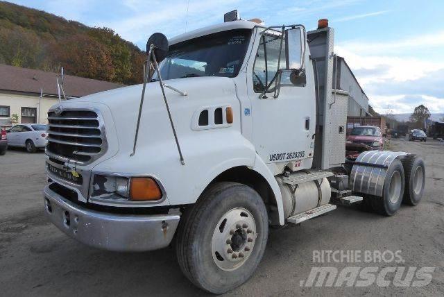 Sterling LT9500 商用底盤車