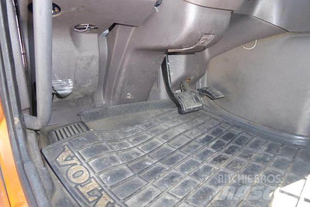 Volvo VNM42T 商用底盤車