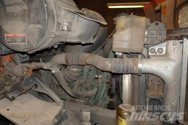 Volvo VNM42T 商用底盤車