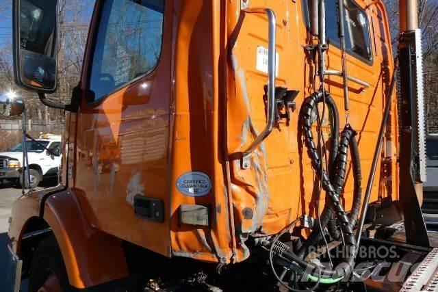 Volvo VNM42T 商用底盤車
