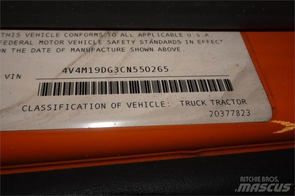 Volvo VNM42T 商用底盤車
